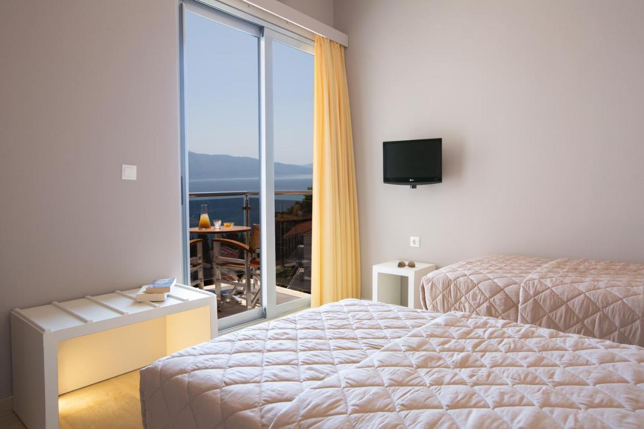 Adriatica Hotel Никиана Екстериор снимка