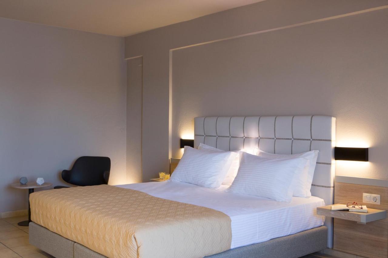 Adriatica Hotel Никиана Екстериор снимка