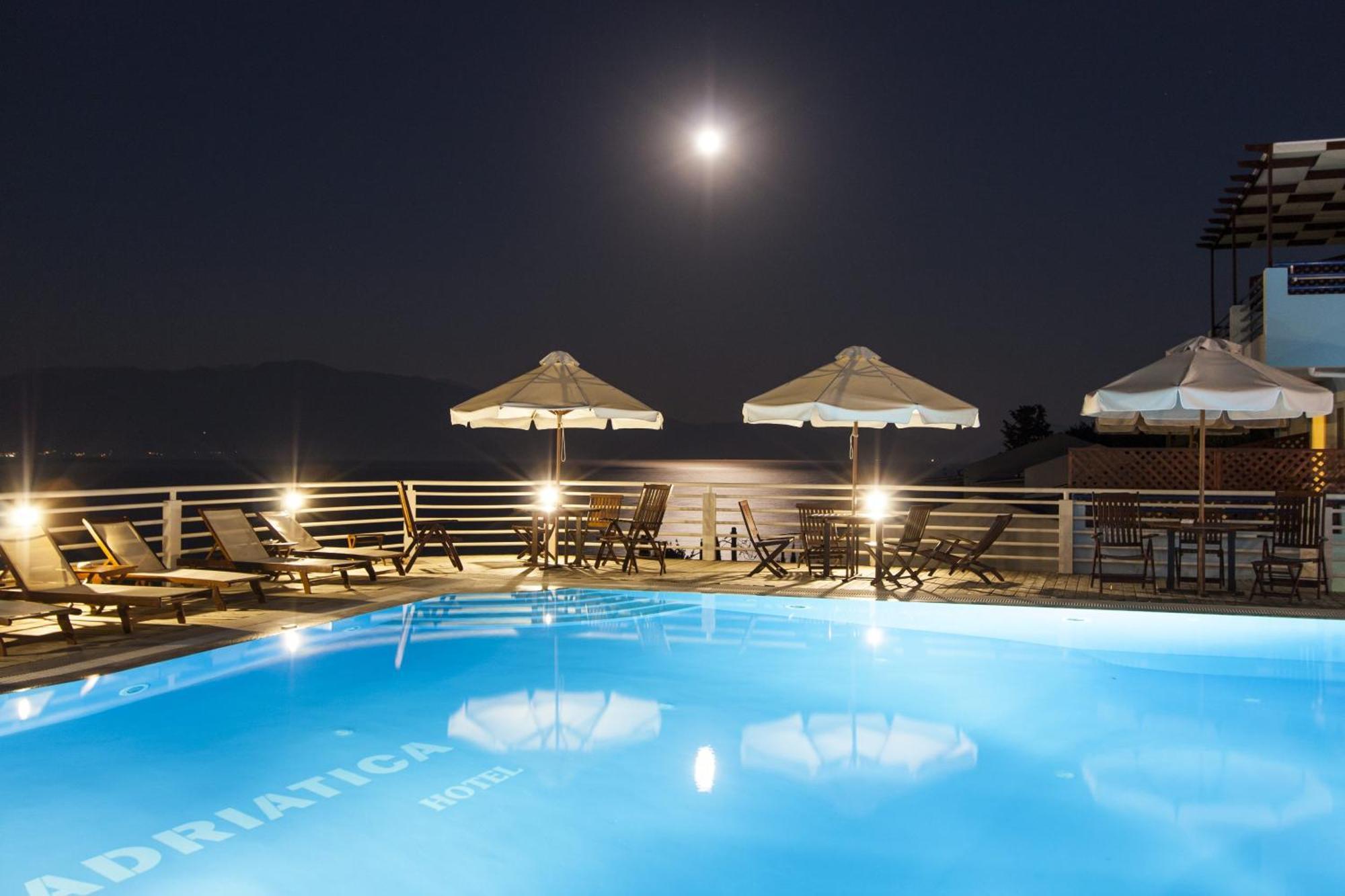 Adriatica Hotel Никиана Екстериор снимка