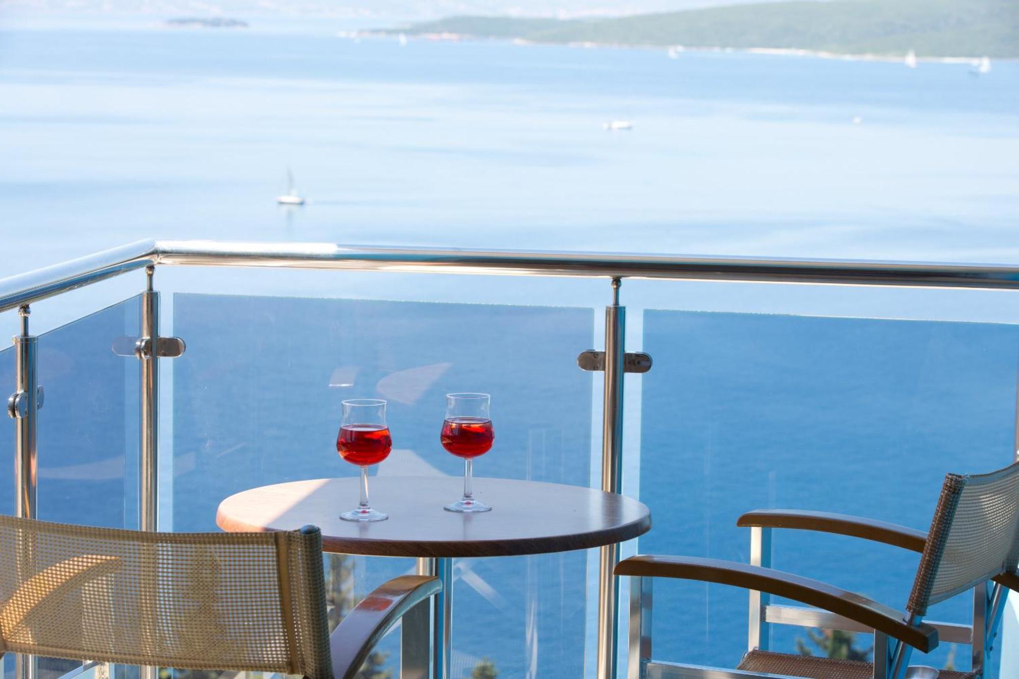 Adriatica Hotel Никиана Екстериор снимка