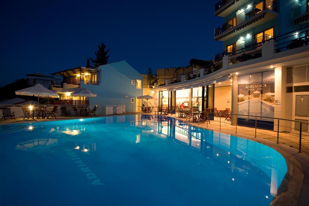 Adriatica Hotel Никиана Екстериор снимка