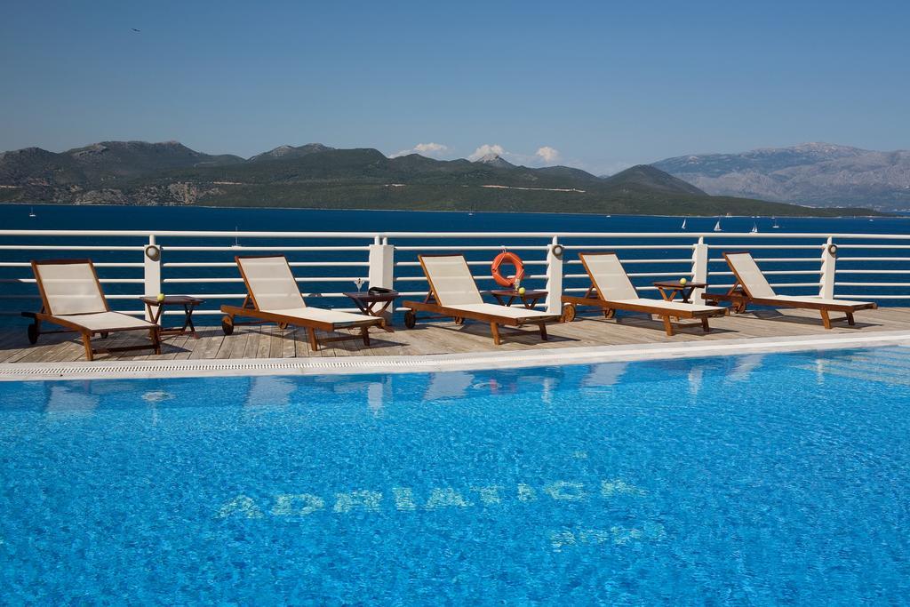 Adriatica Hotel Никиана Екстериор снимка