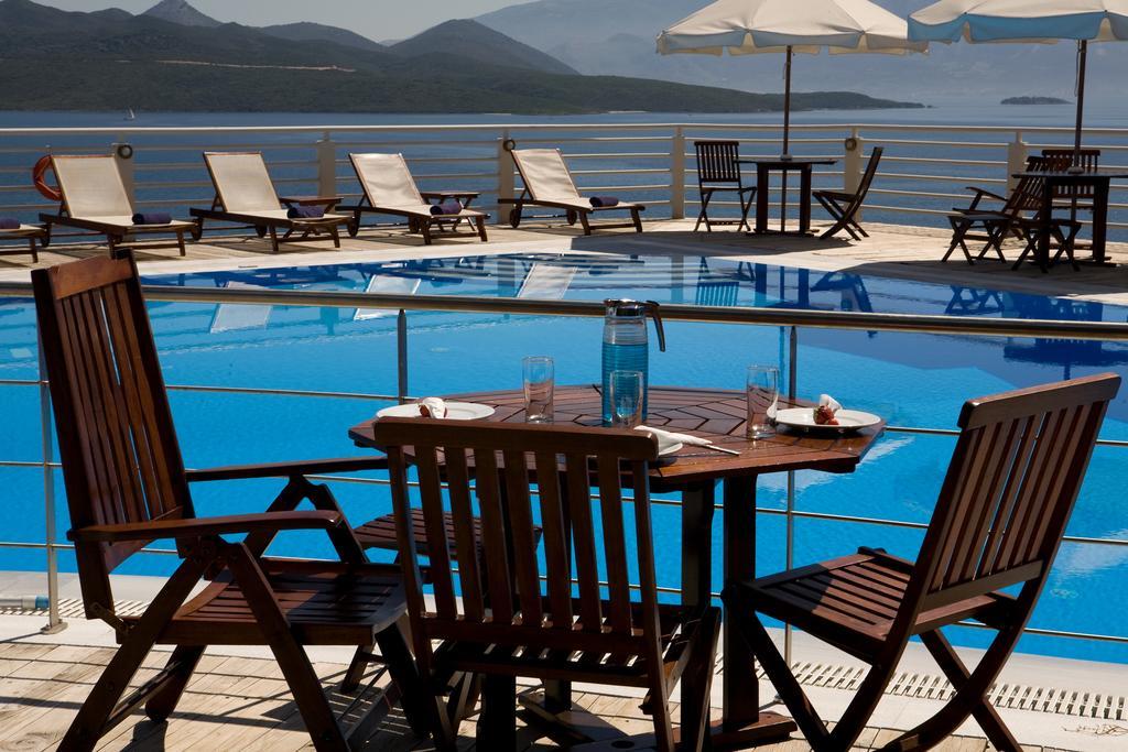 Adriatica Hotel Никиана Екстериор снимка