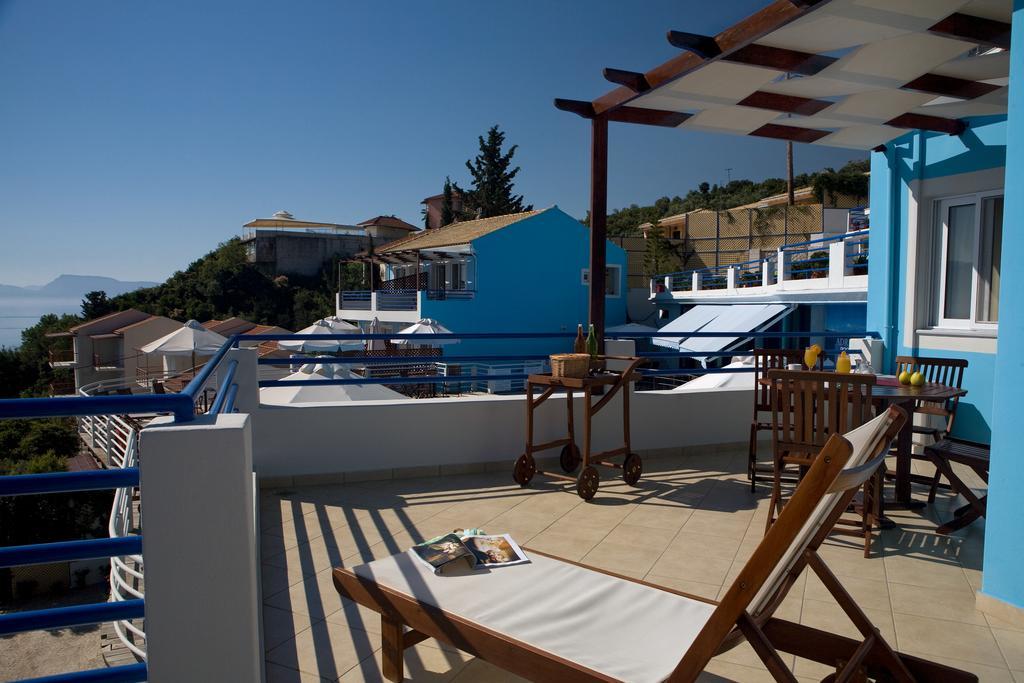 Adriatica Hotel Никиана Екстериор снимка
